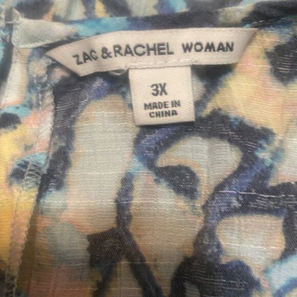 Zac & Rachel Pastel Abstract Print Smock Yoke Flutter sleeves blouse, size 3X - Picture 3 of 4